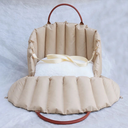 Pet Dog Bag Is Portable and Comfortable for Travel Luxury Handbag Winter Warm Removable Portable Outdoor Travel Safety Seat Bag